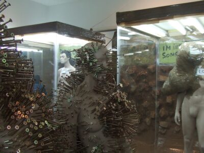 Thomas Hirschhorn / Portrait d’artiste <br> Documentaire 26′